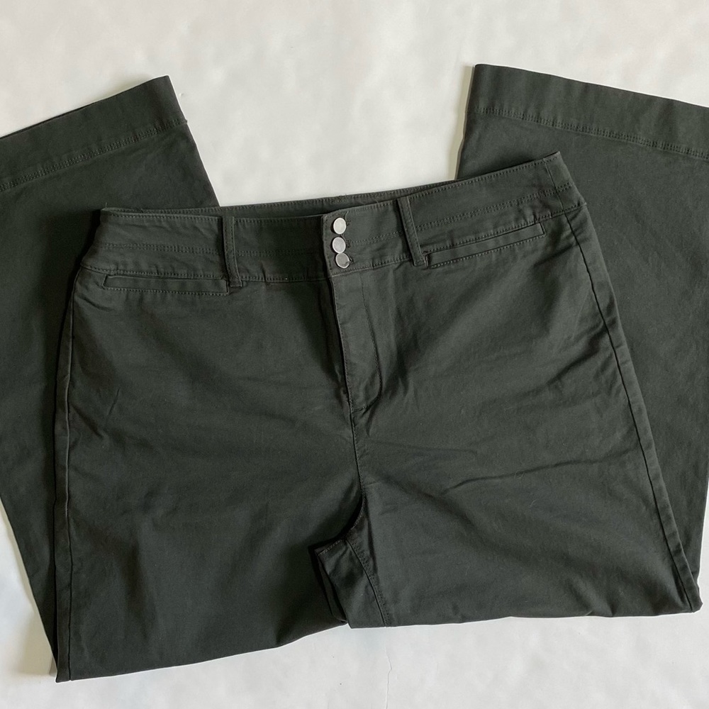Loft cropped pants